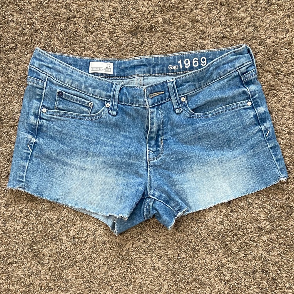 ☀️ GAP 1969 Light Blue Denim Cutoff Shorts